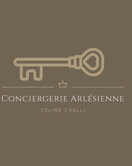 Le Cocon De La Roquette Apartment Арл Екстериор снимка