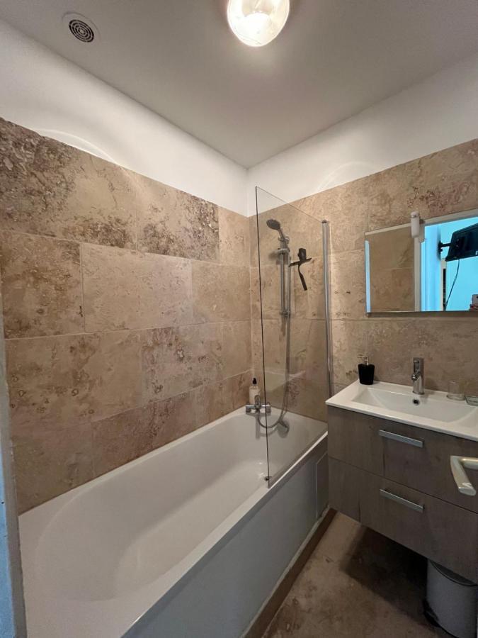 Le Cocon De La Roquette Apartment Арл Екстериор снимка